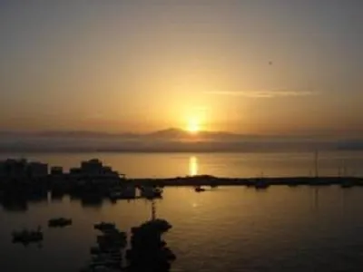 Ragoussis House Appartement *