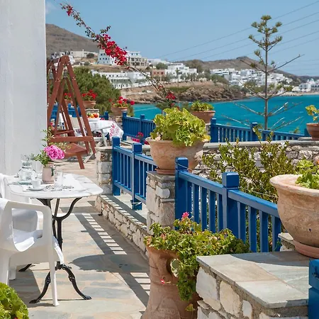 Ragoussis House لوغاراس