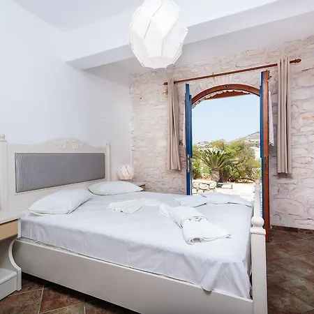 شقة Ragoussis House لوغاراس