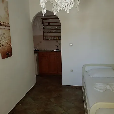 Ragoussis House Appartement Logaras