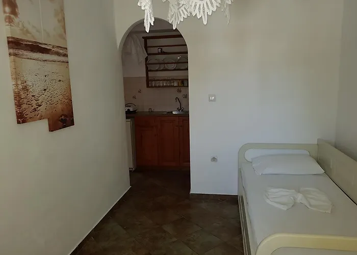 Ragoussis House Daire Logaras