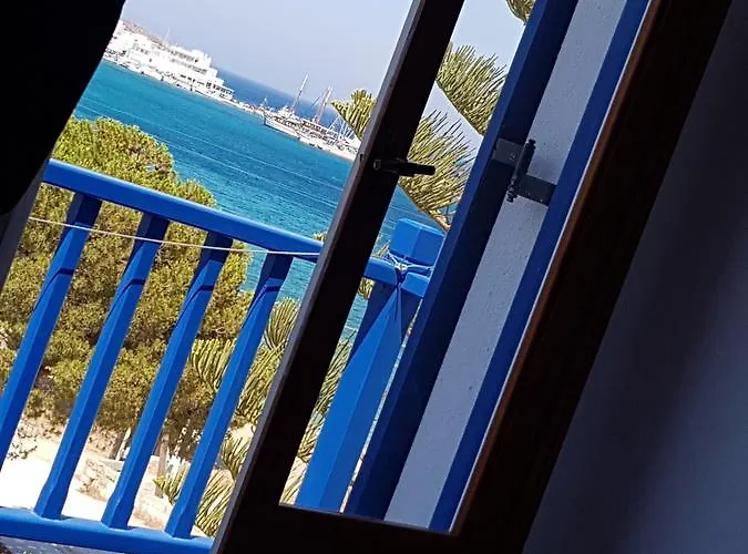 Daire Ragoussis House *